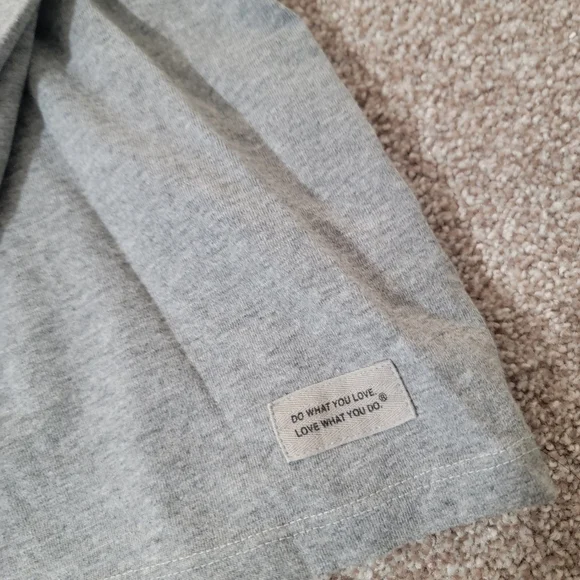 Life IS Good Long Sleeve Large - Picture 4 of 6